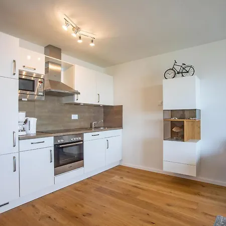 Lägenhet Fewo Reeder's Nest Hafenwohnung, 2 Zi By Seeblick Ferien *