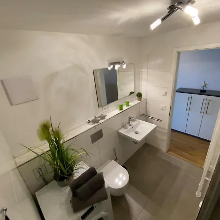 Fewo Reeder's Nest Hafenwohnung, 2 Zi By Seeblick Ferien